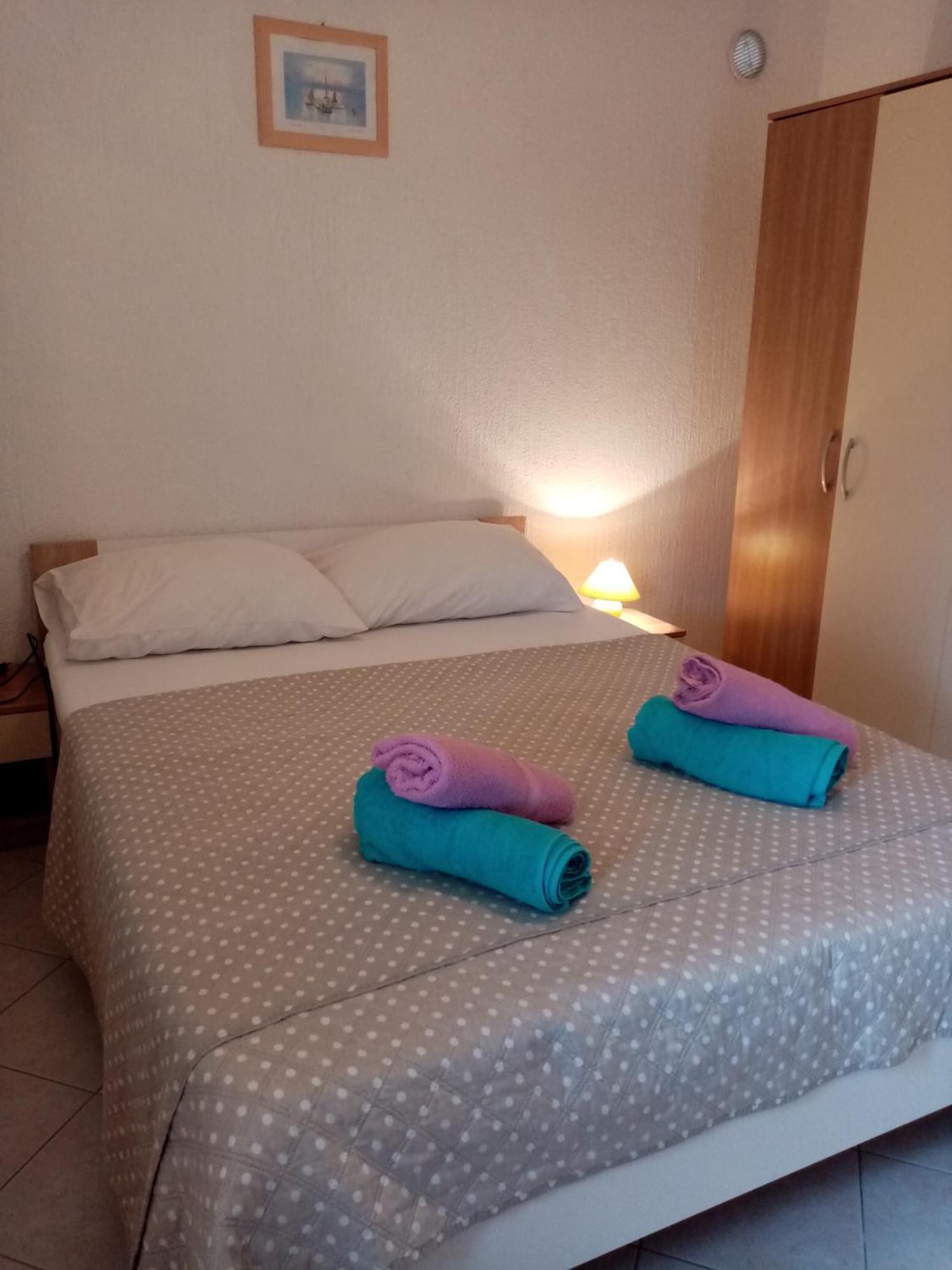 Apartmani Gero Lopar Quarto foto
