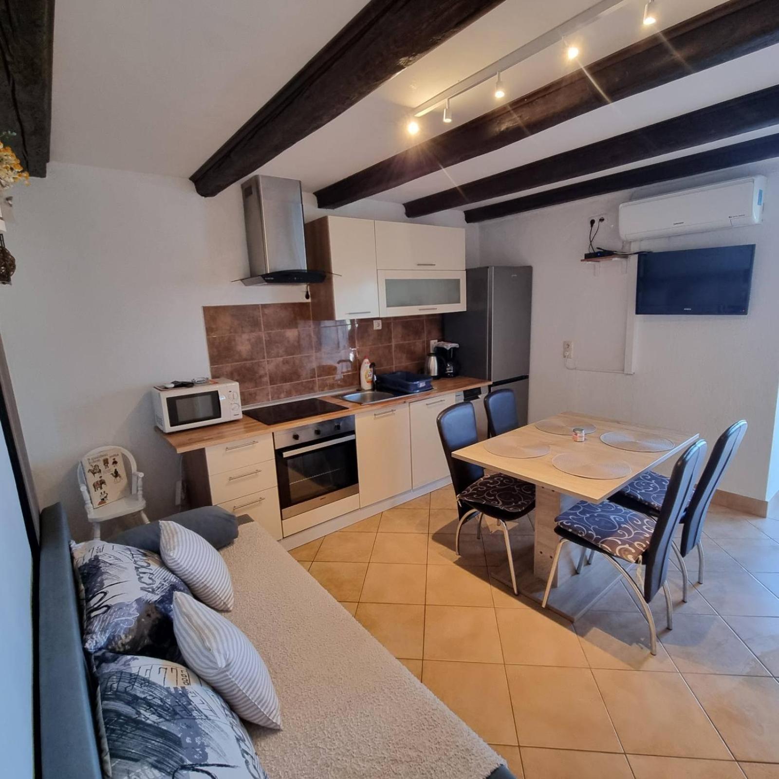 Apartmani Gero Lopar Exterior foto